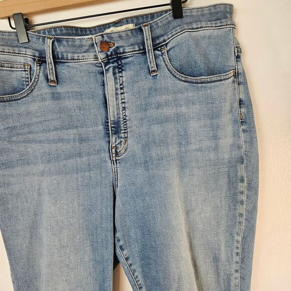 Madewell Curvy Roadtripper Skinny‎ High Rise Stretch Jeans 32 Distressed Knee - Picture 2 of 9